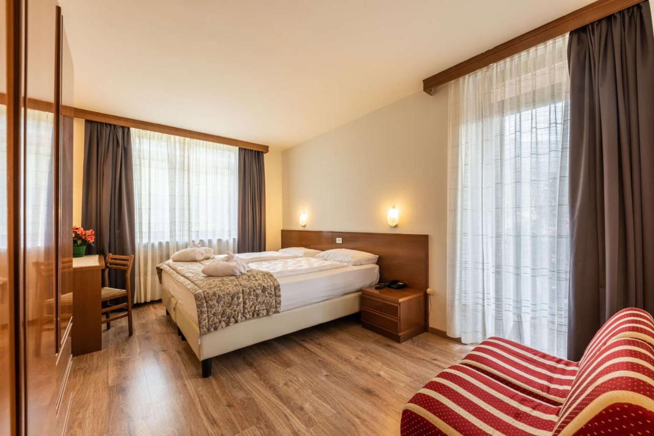 Hotel Ariston Garden & Spa Monclassico Exterior photo