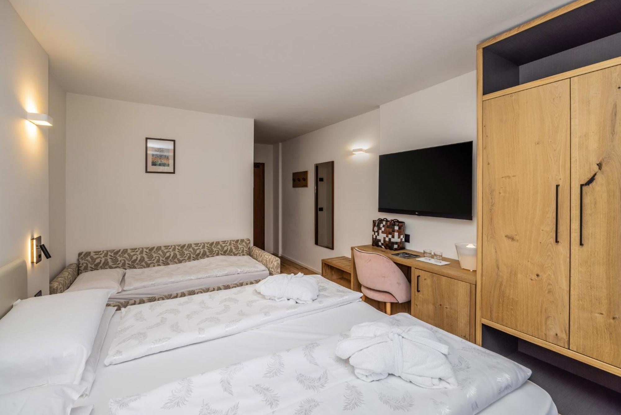 Hotel Ariston Garden & Spa Monclassico Room photo